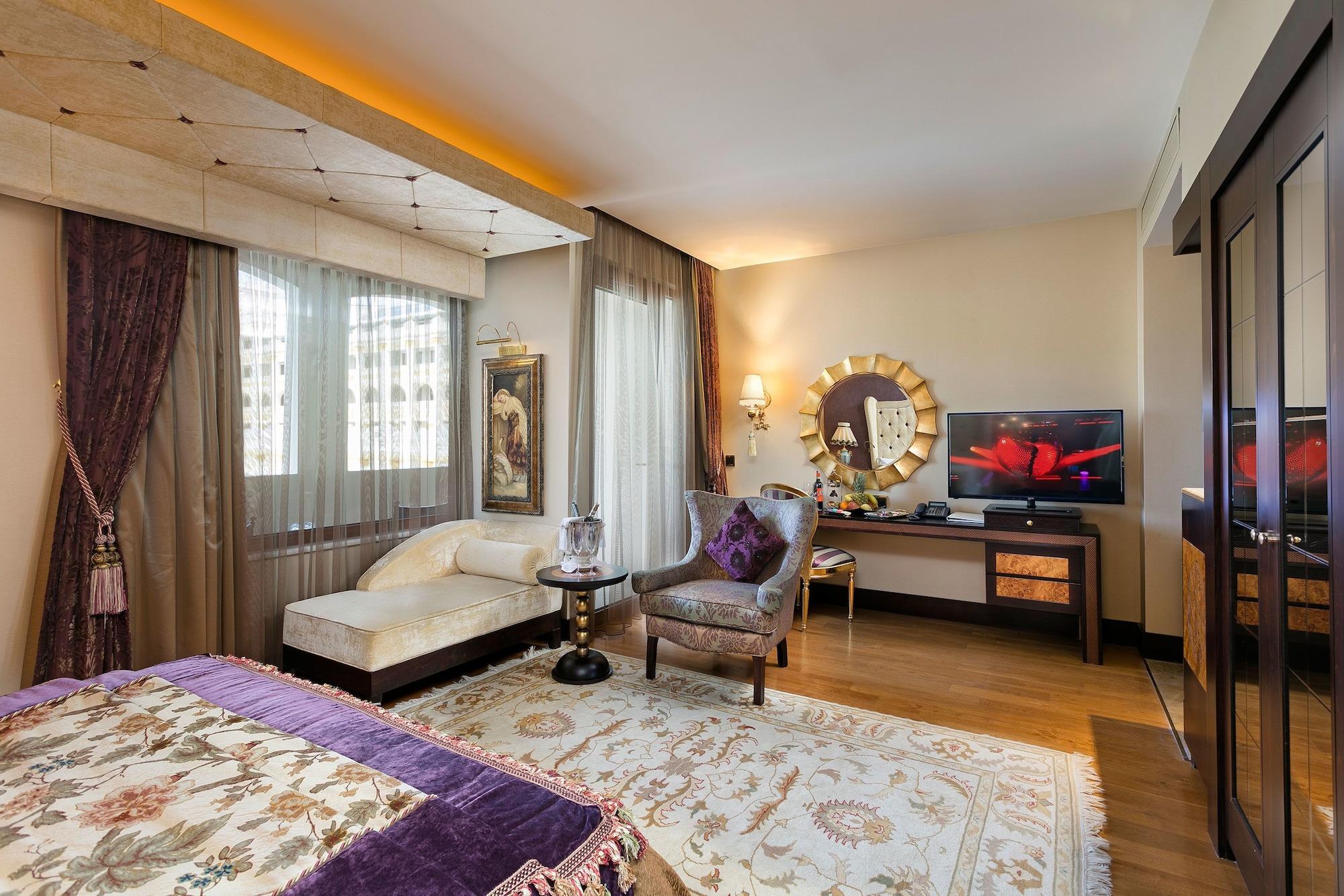 Titanic Mardan Palace Resort 5*