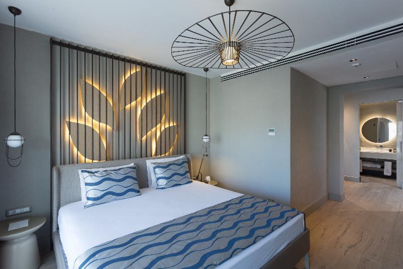 Hotel Perge 4*