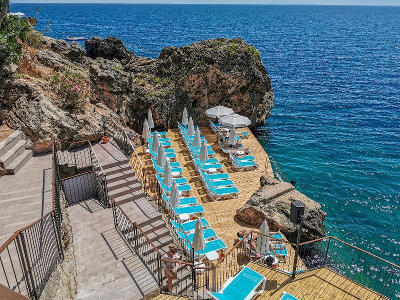 Perge Hotel
