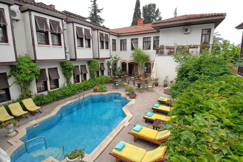 Otel Aspen Kaleiçi 4*