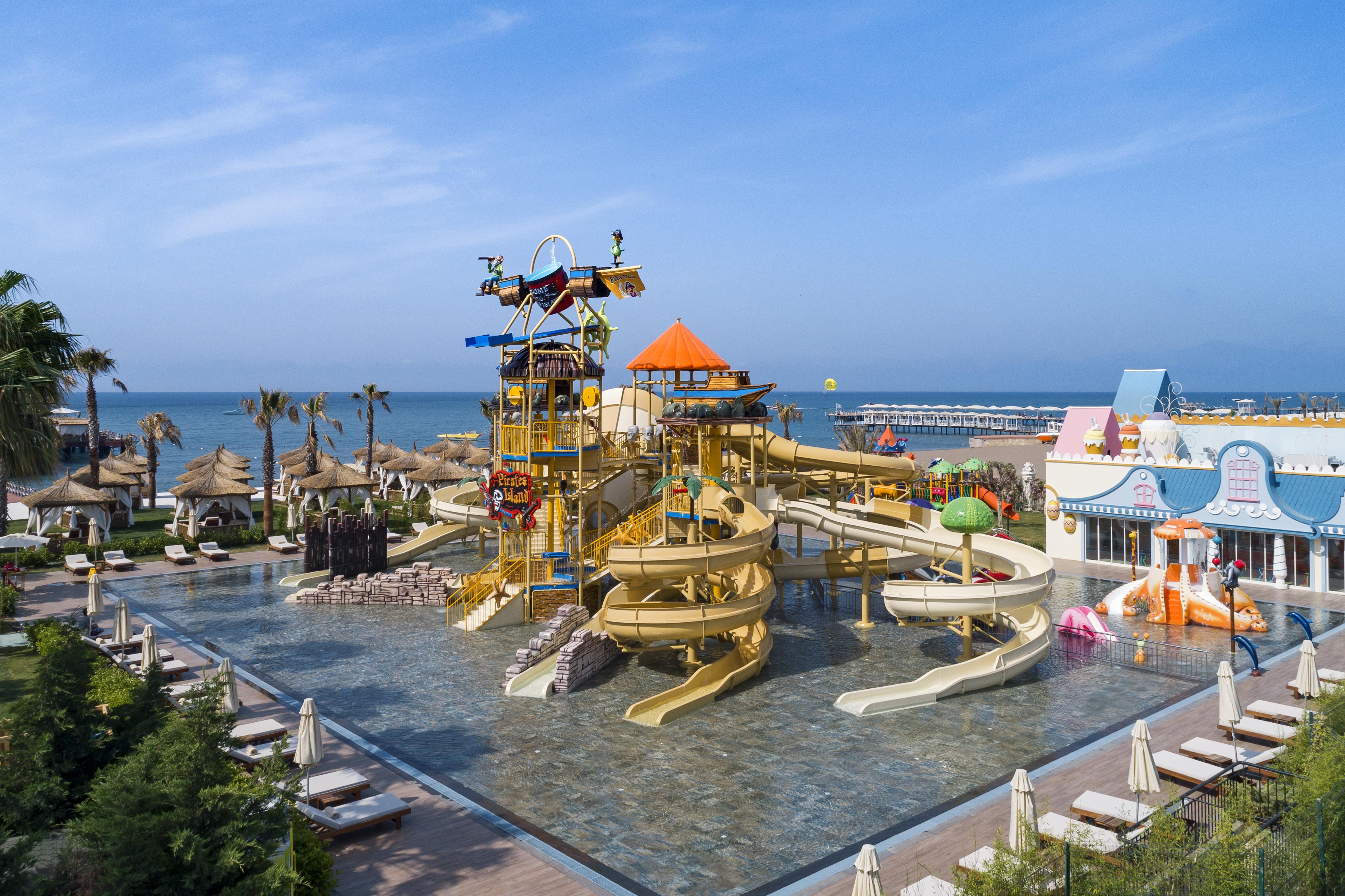 Titanic Mardan Palace Antalya