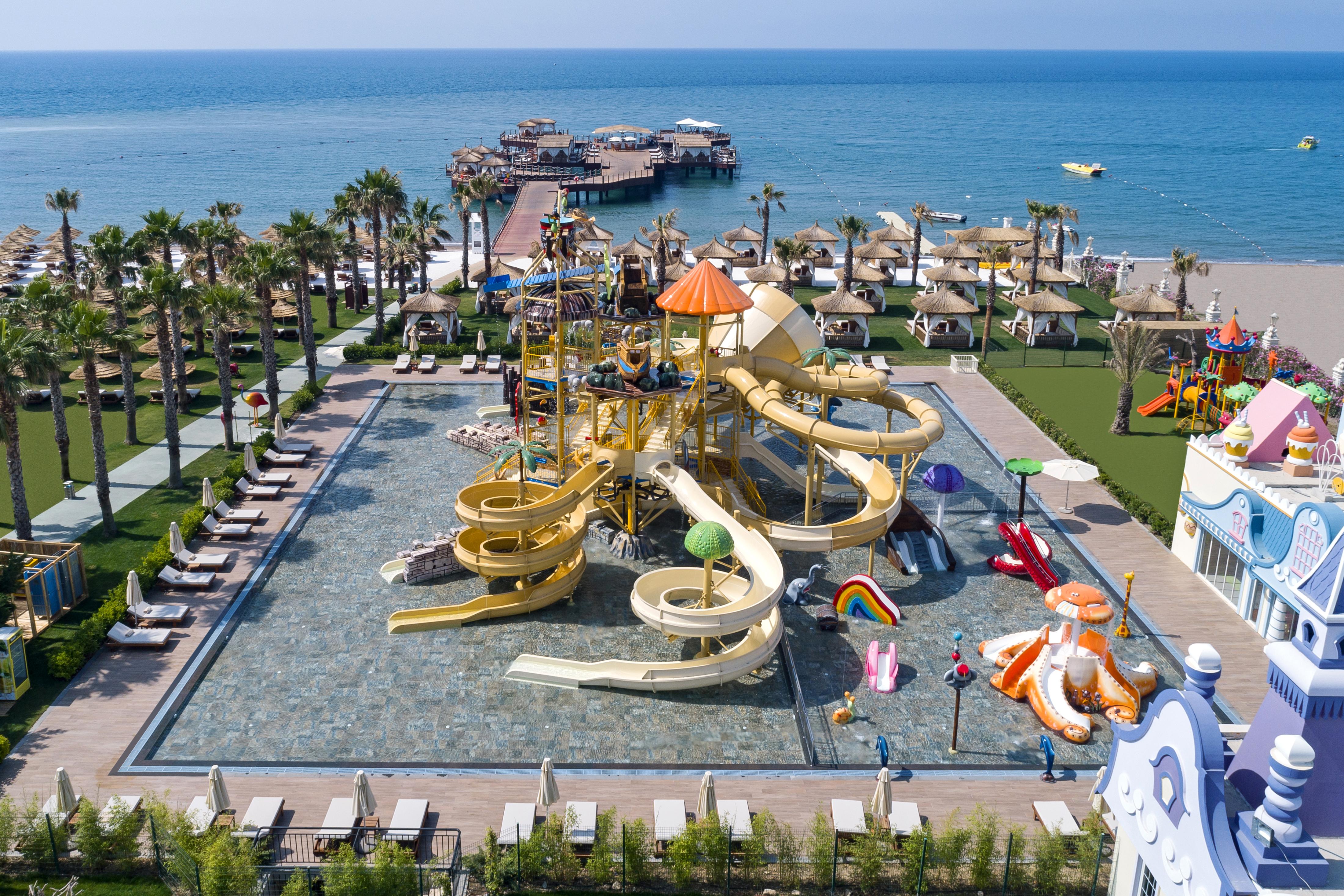 Resort Titanic Mardan Palace Antalya