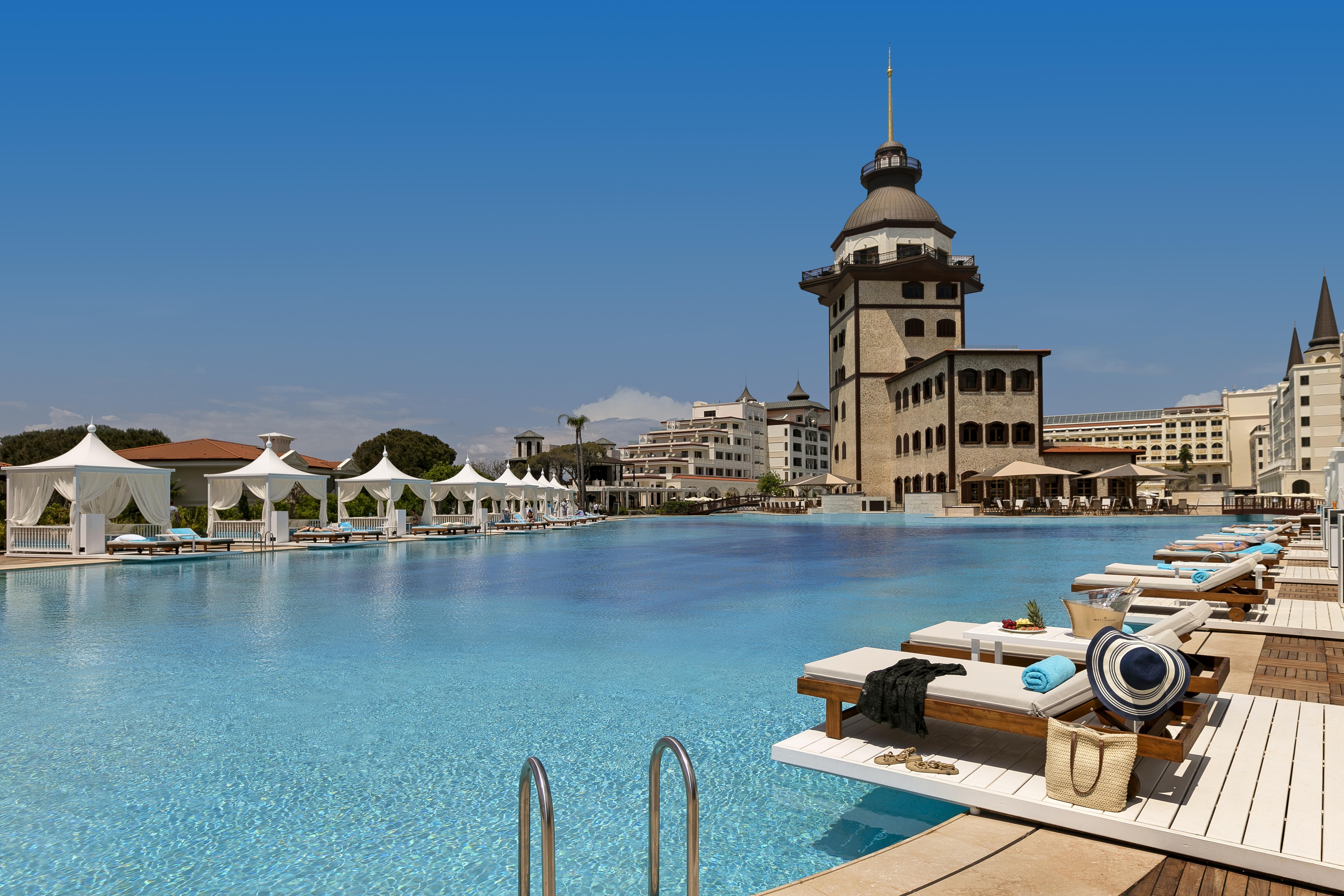 Titanic Mardan Palace