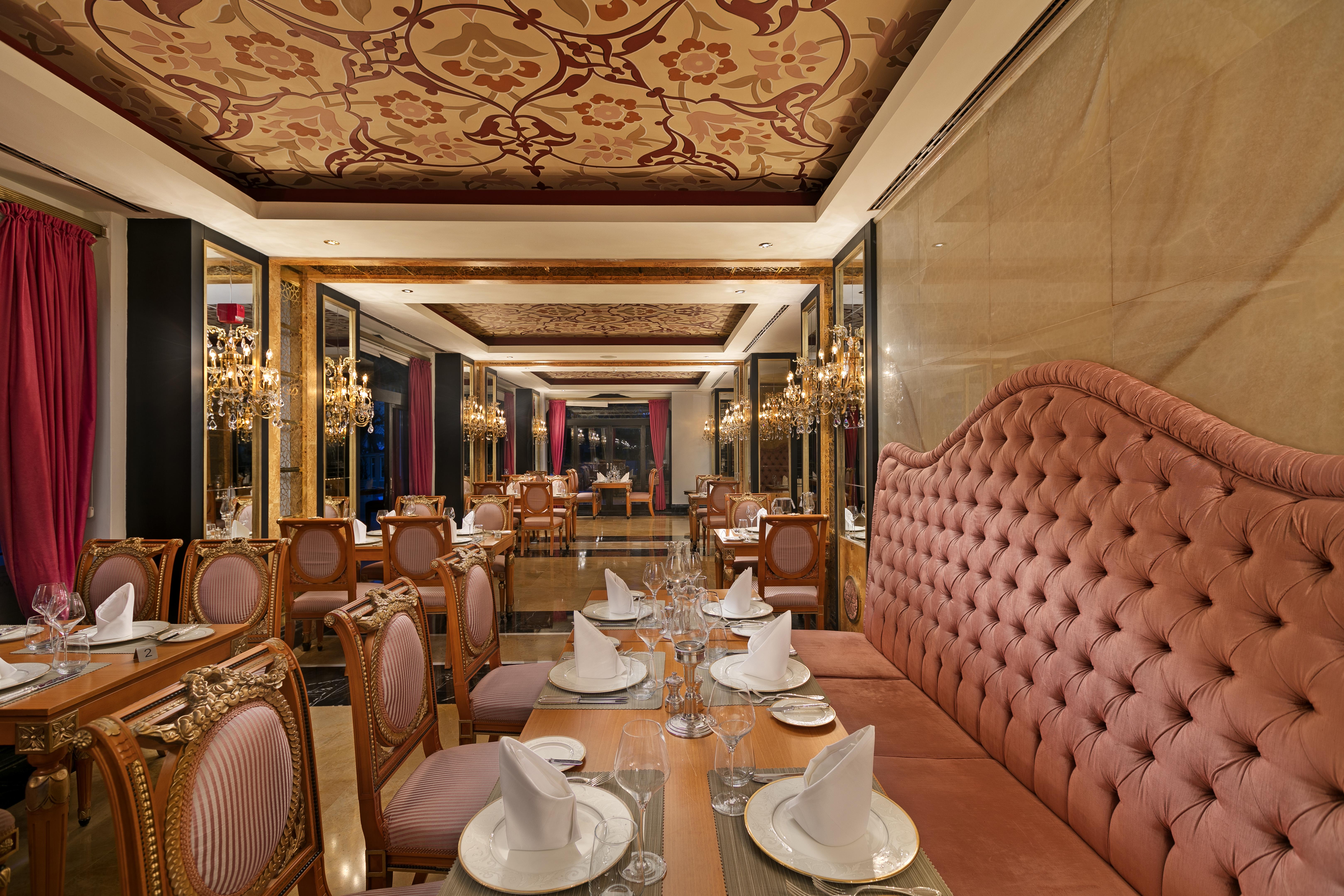 Titanic Mardan Palace 5*