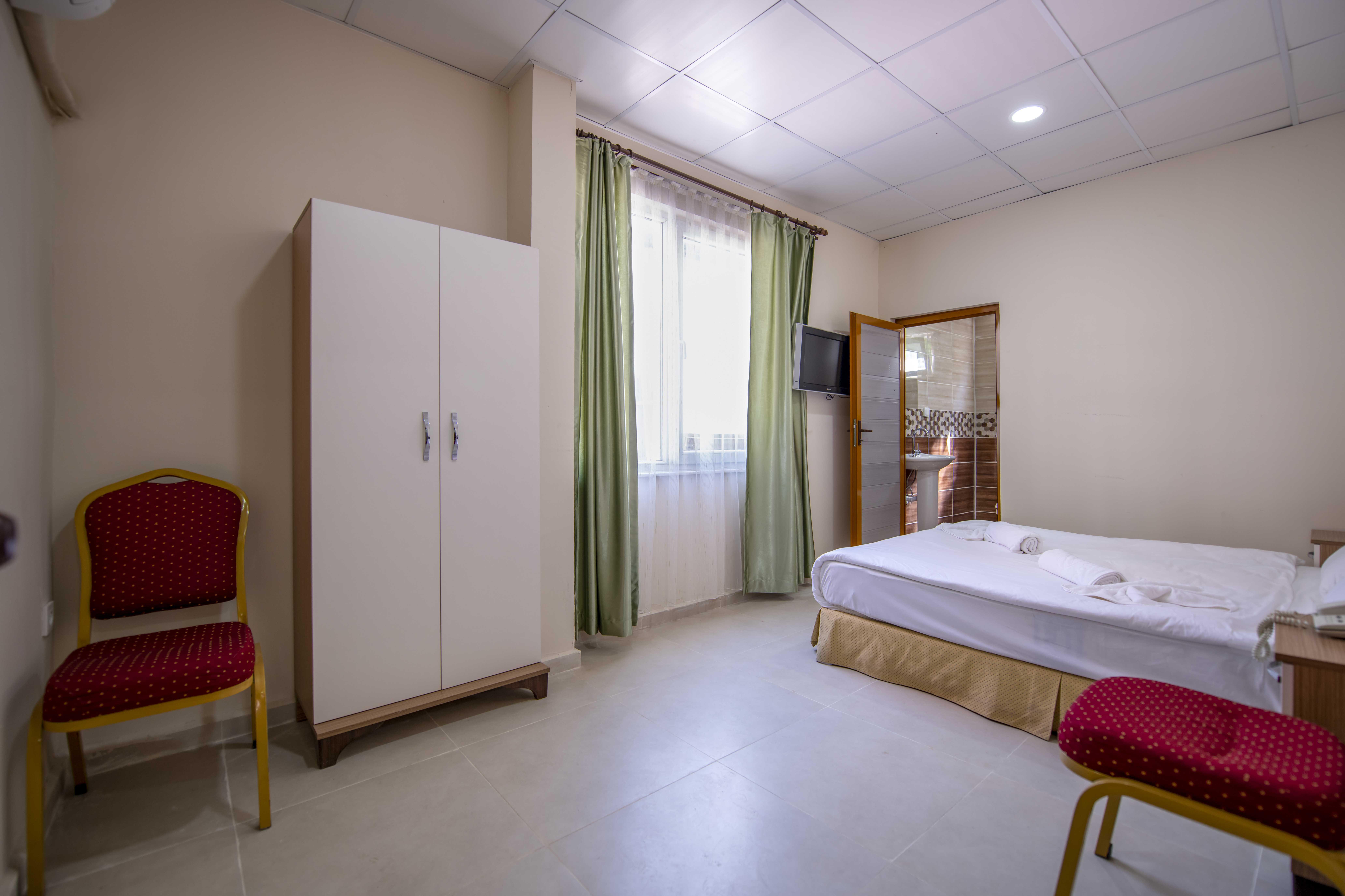 Ahsen Hotel