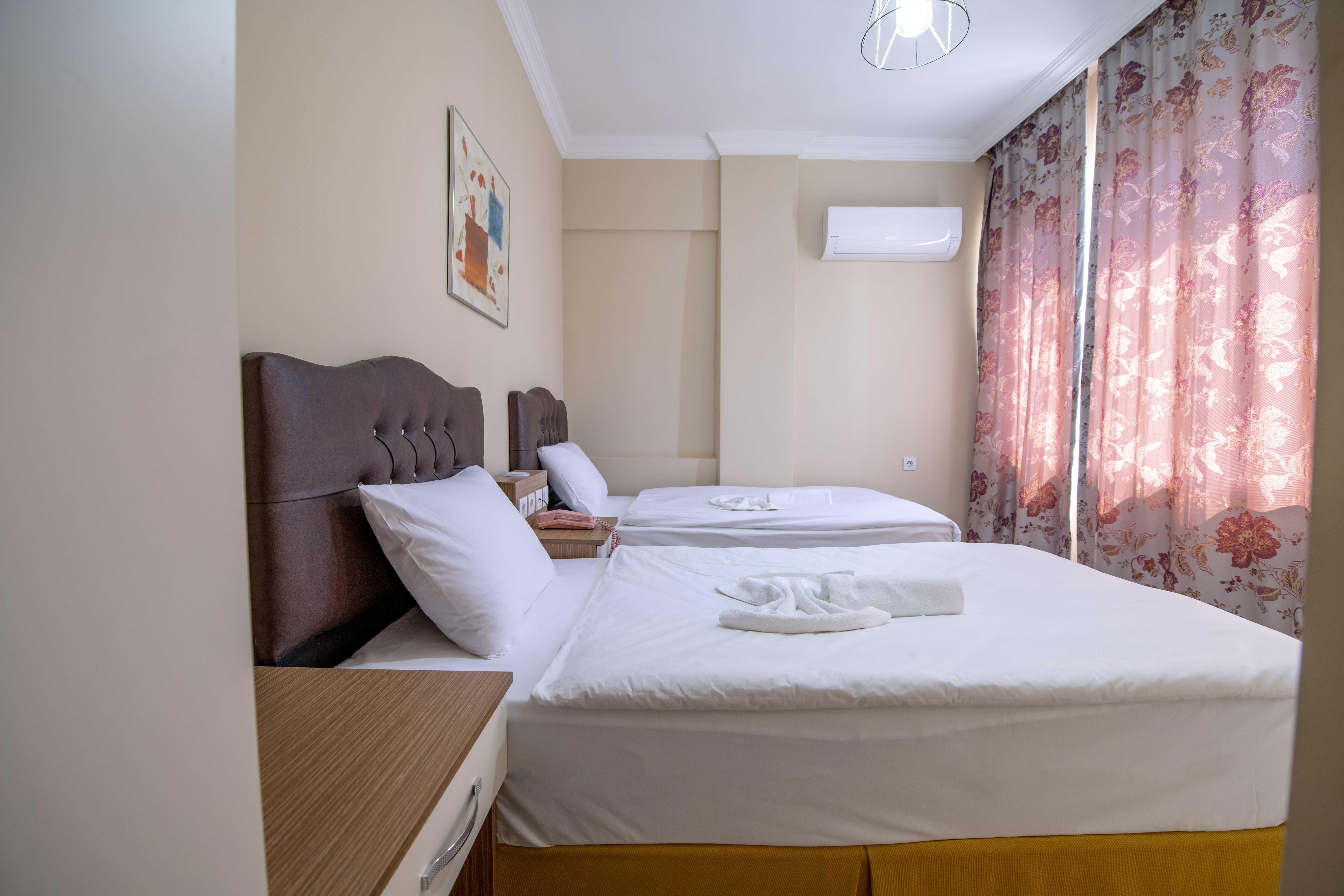 Ahsen Hotel 3*