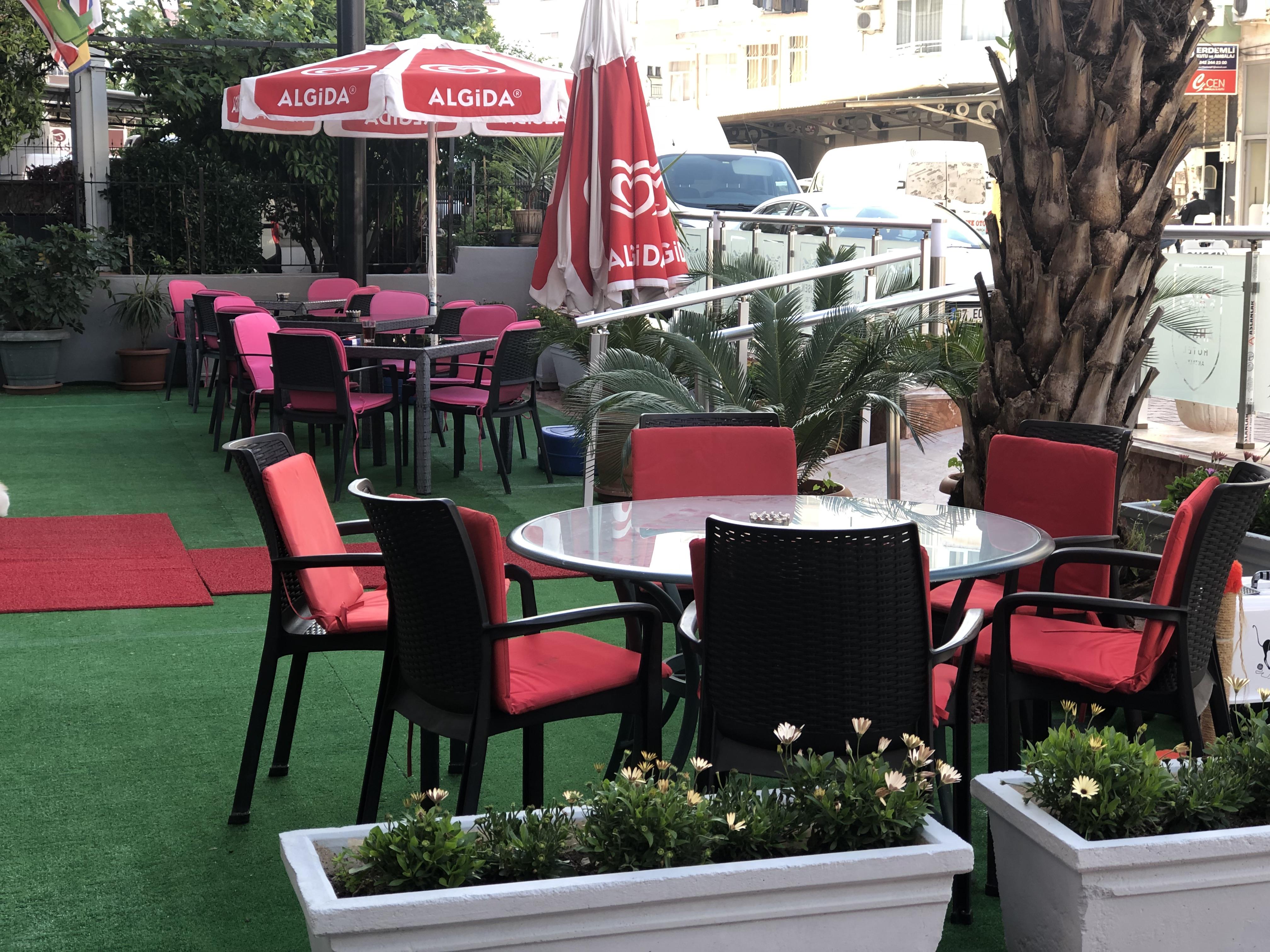 Ahsen Hotel 3*