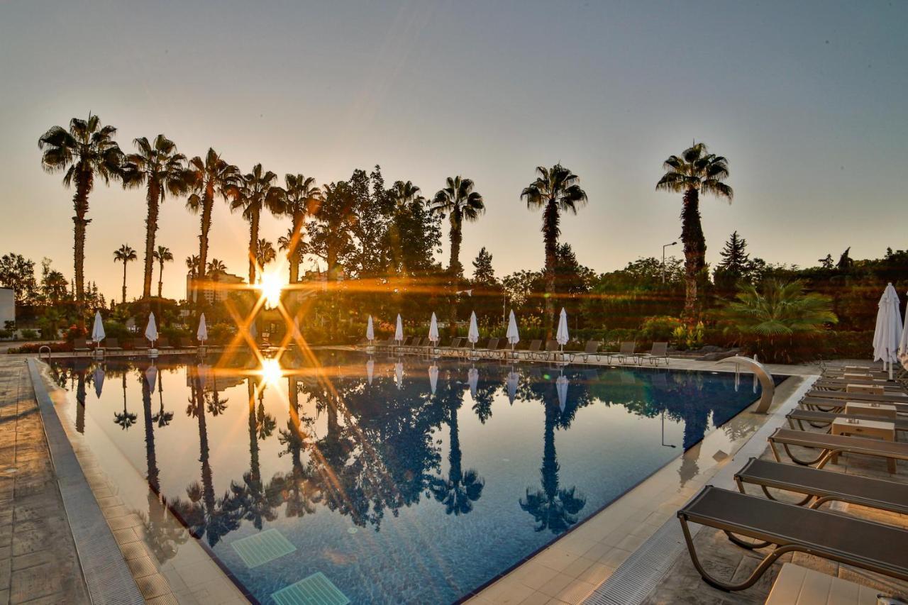 Nashira Hotel