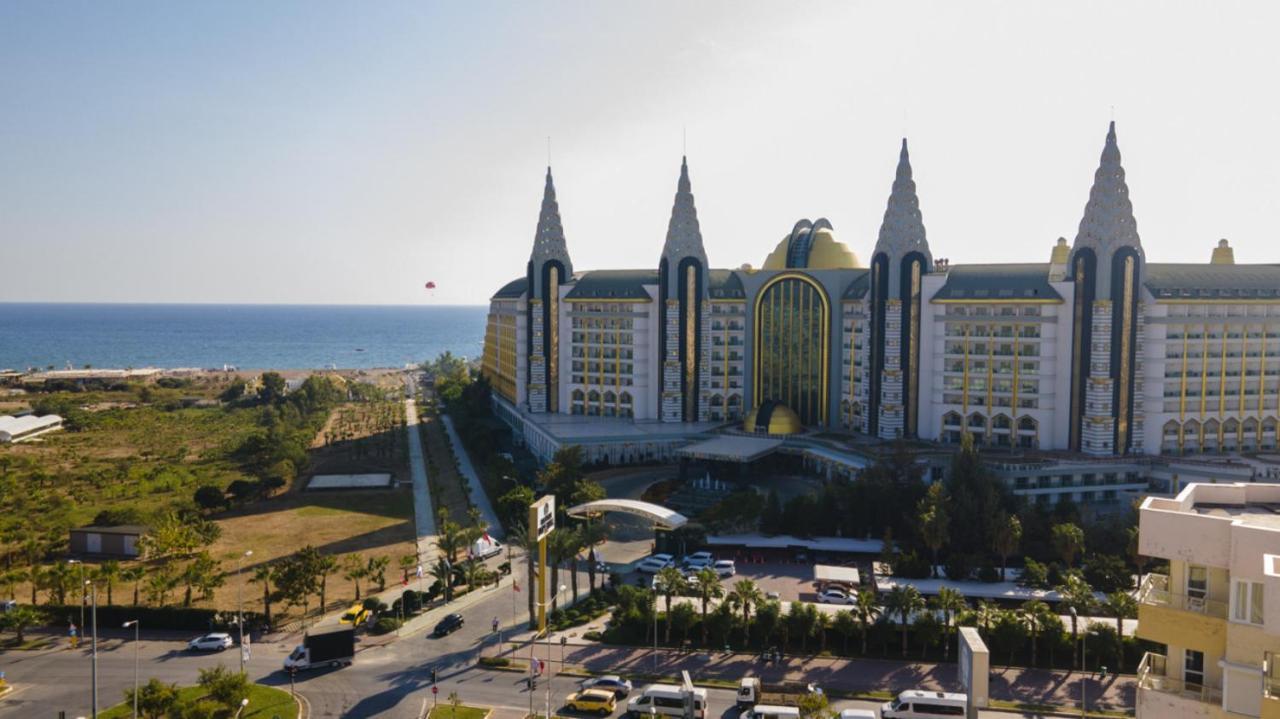 Sea View Flat With Balcony Near In Aksu Apartment