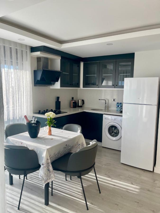 Only One Suites & Residences Apartment