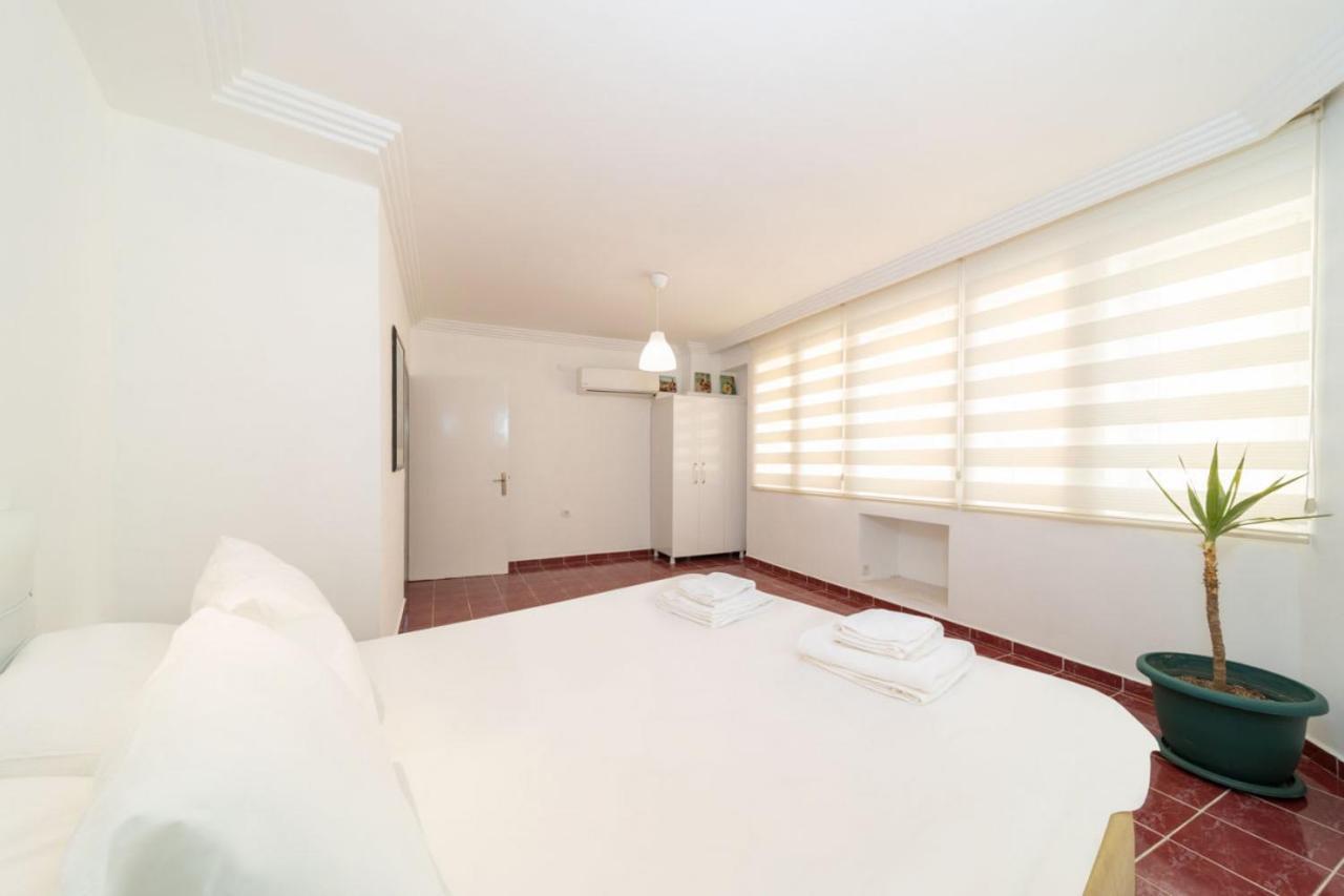Apartment Peaceful Flat Near Trendy Attractions In Muratpasa *