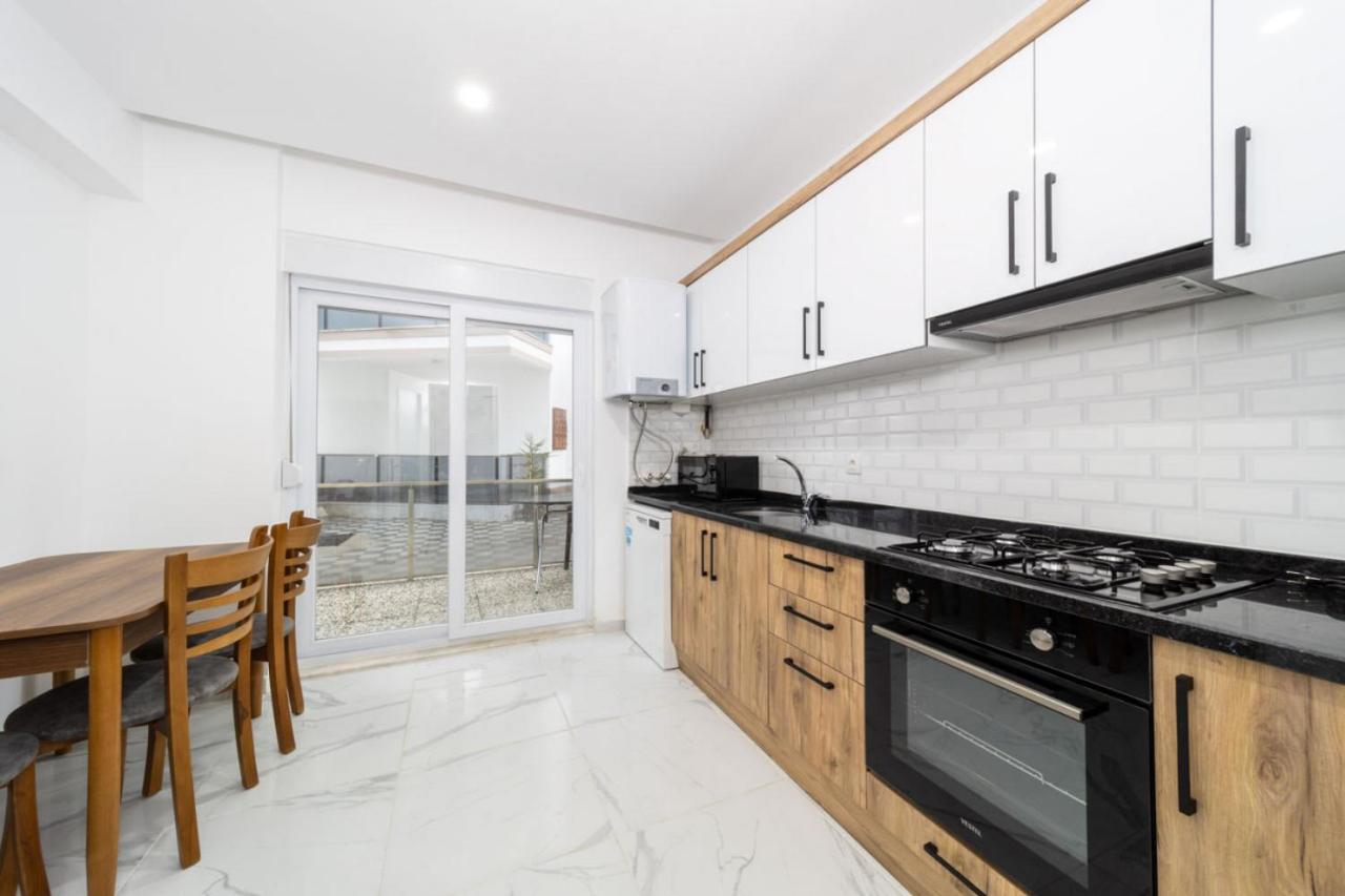 Flat Near Popular Attractions In Muratpasa Apartment Antalya