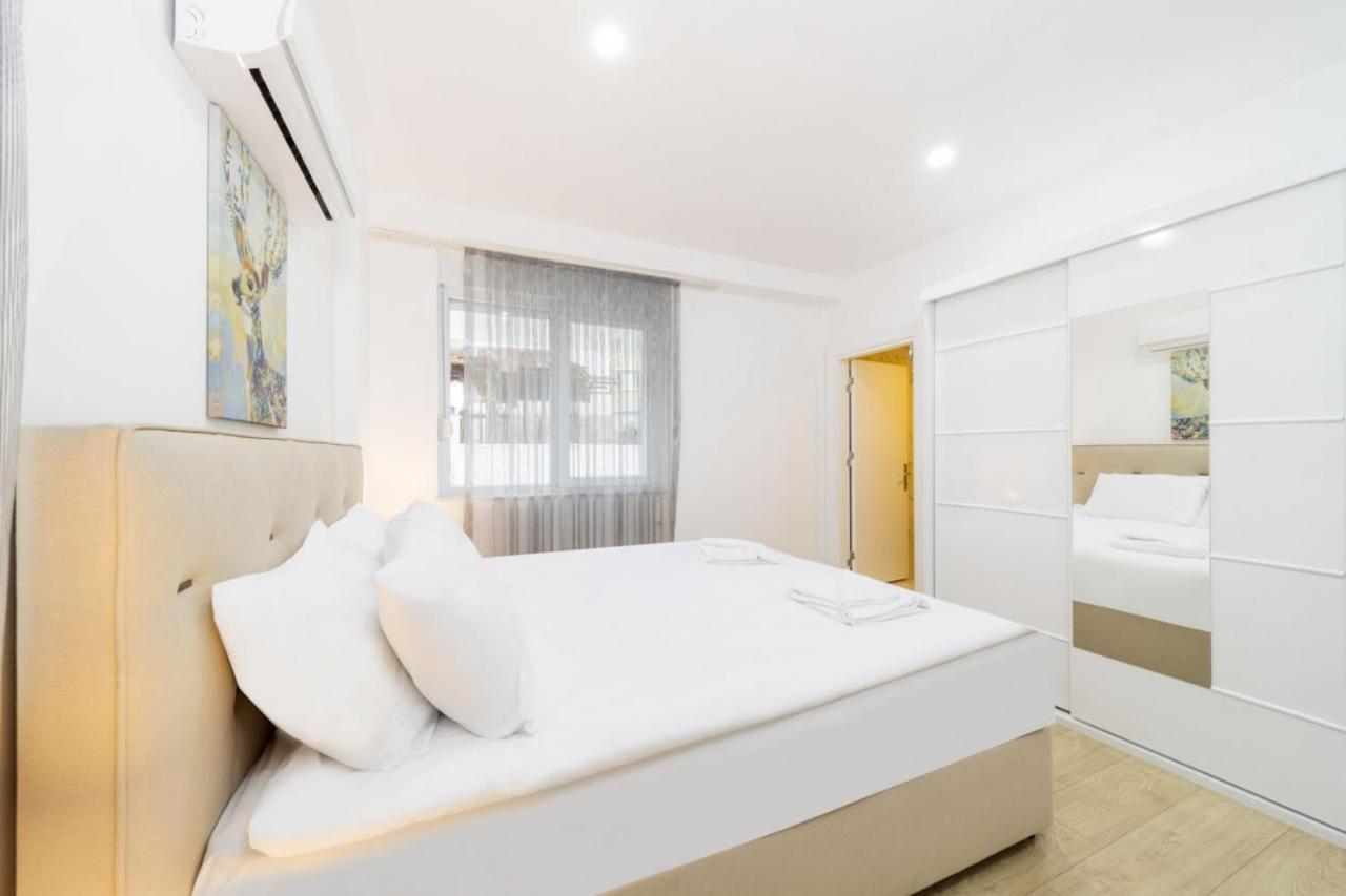 Flat Near Popular Attractions In Muratpasa