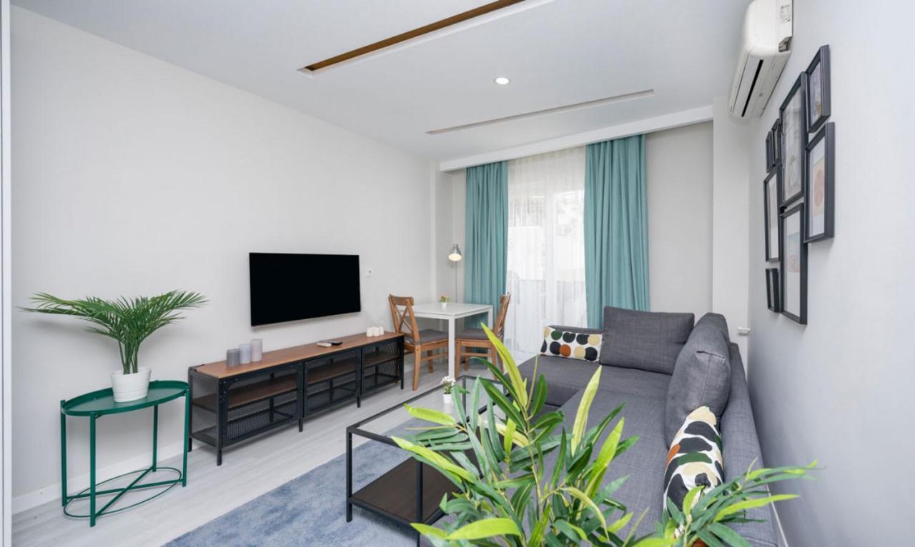 Fabulous Flat Near Beach In Muratpasa *