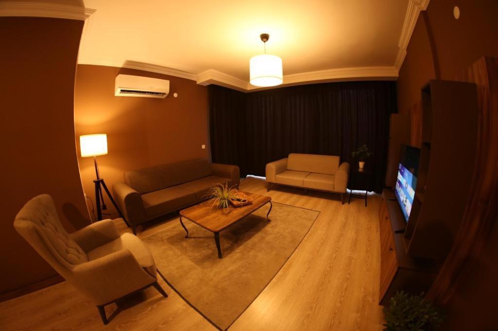 Yuecemek Aparthotel