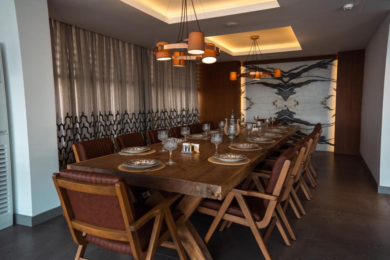 Apartment Only One Suites & Residences