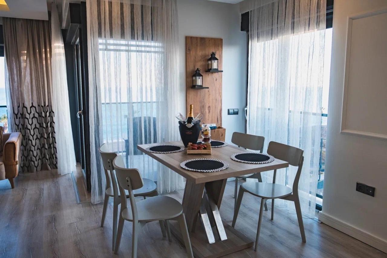 Apartment Only One Suites & Residences