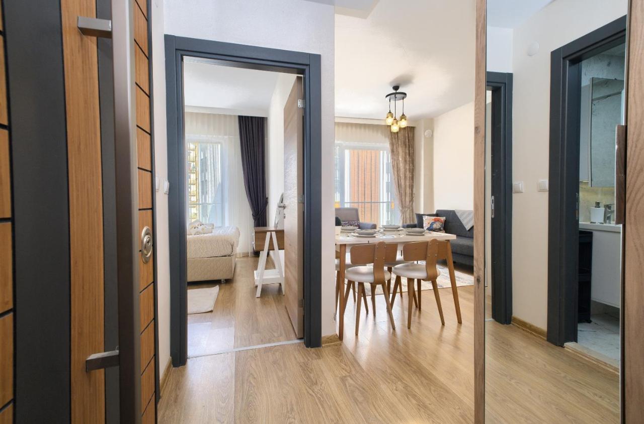 1207 By Newinn Apartment Antalya