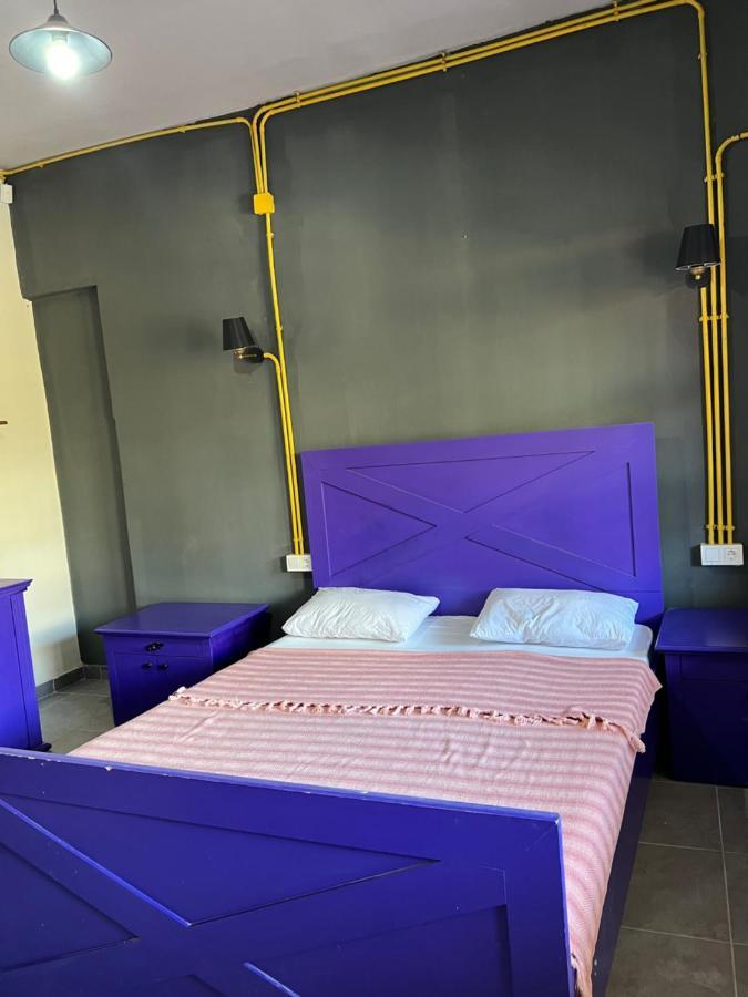 Berlin & Street Hostel *