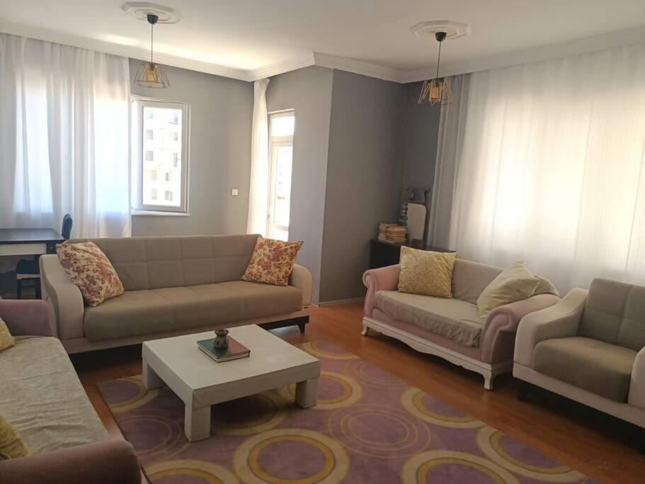 3+1 Daire.hizli Wifi,havalimani Plaj, Market Yakin Daire *