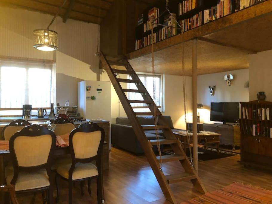 Kaleici Tarihi Lokasyon Bahceli Oezel Muestakil Ev Villa Antalya