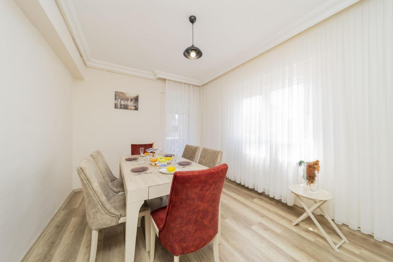 Spacious And Cozy In Muratpasa