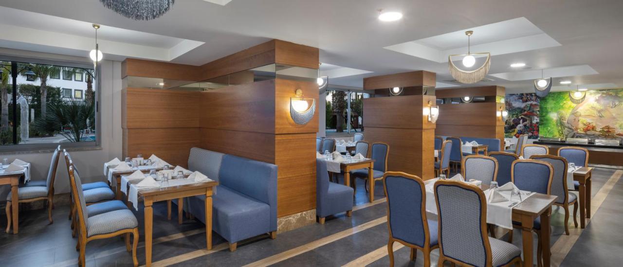 Hotel Wyndham Garden Lara 4*