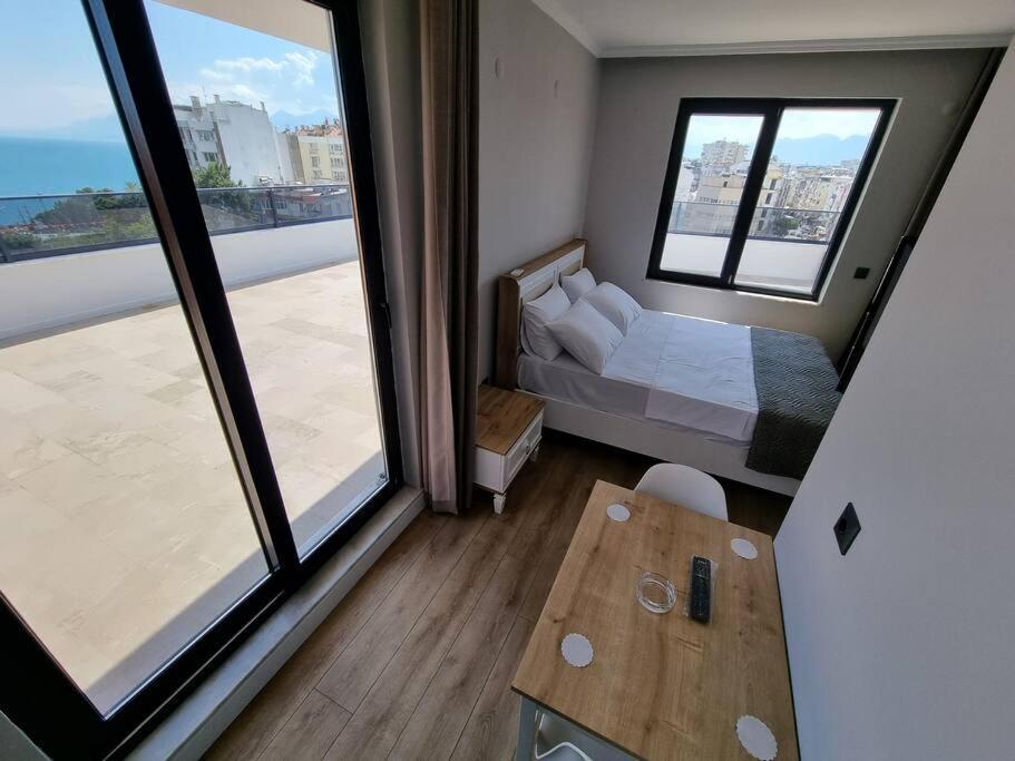 Apart Otel Royal Homes 503 *