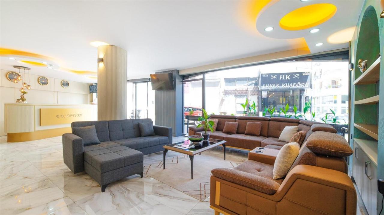Hotel Blue Marina & 3*