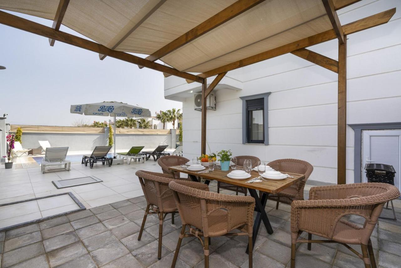 Secluded With Private Pool In Villa