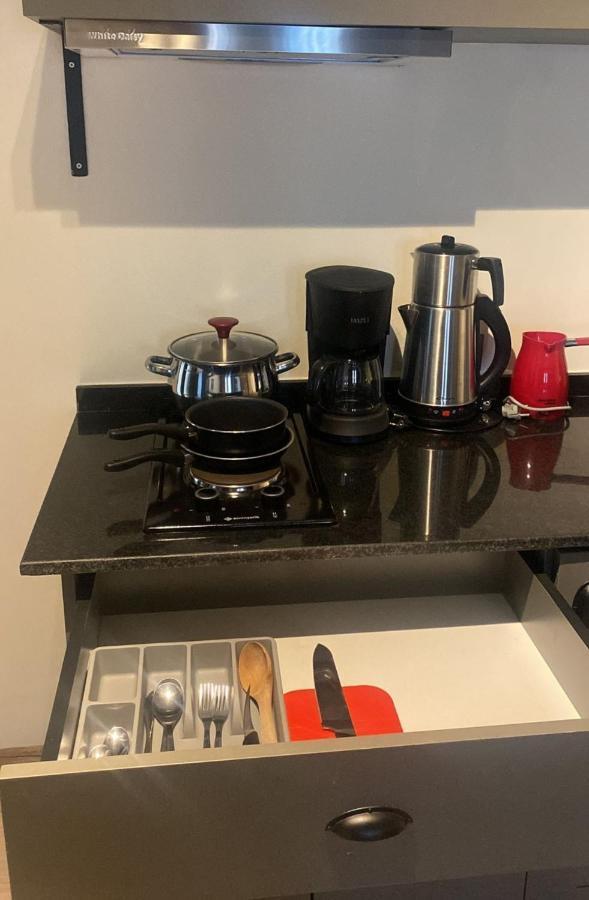 Apartment Lovely Flat With Balcony Near Hadrian's Gate Antalya