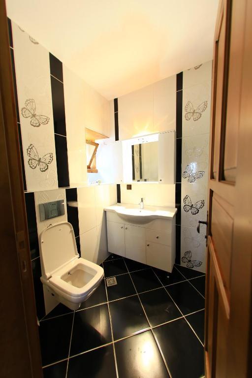 Bacchus Guest house 2*
