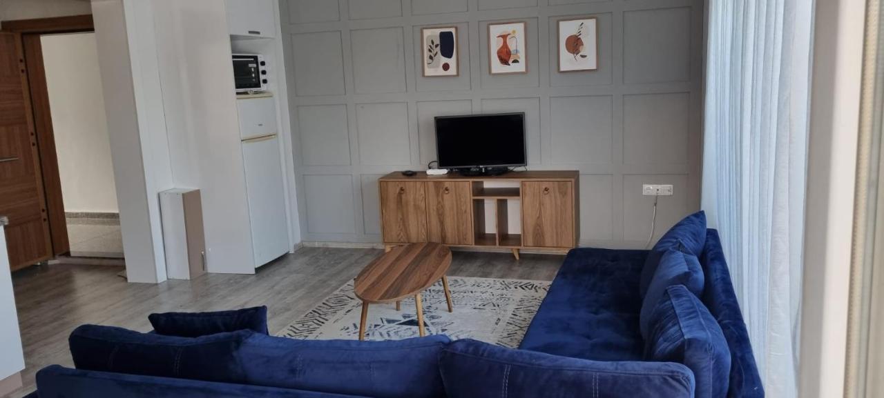 Ari Apart Apartment