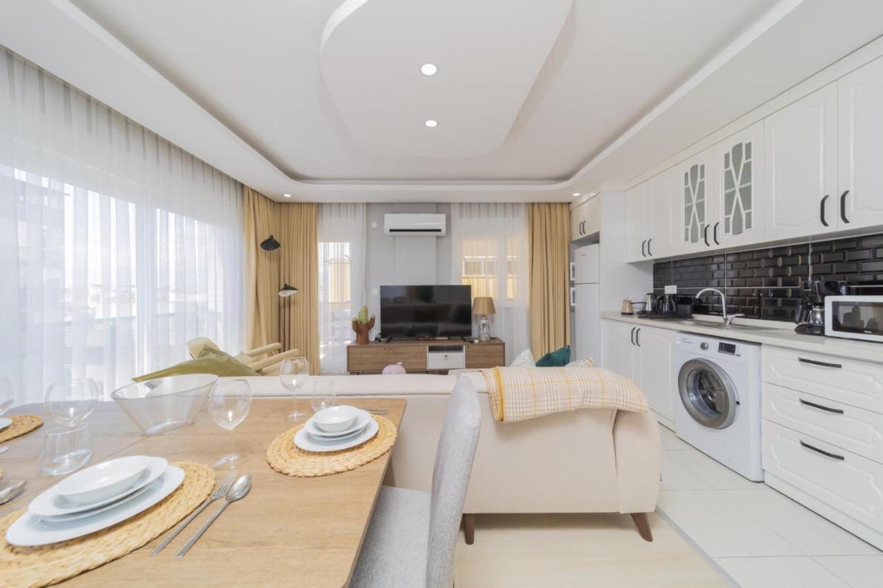 Flat W Balcony 5 Min To Konyaalti And Marina *