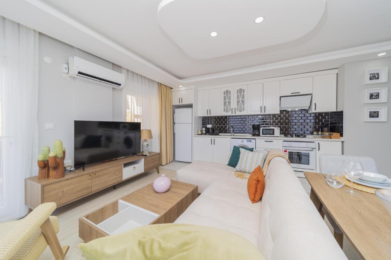 Flat W Balcony 5 Min To Konyaalti And Marina Apartment
