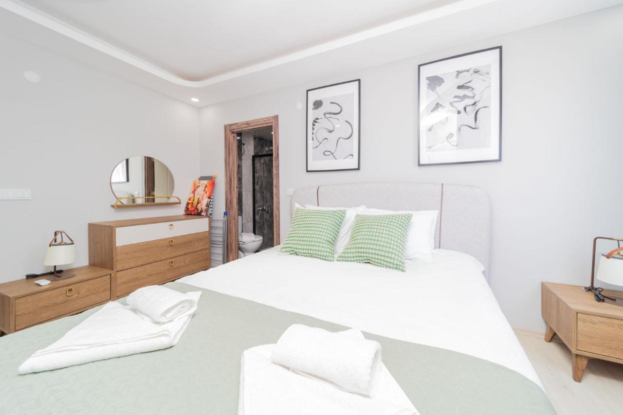 Flat W Balcony 5 Min To Konyaalti And Marina Apartment