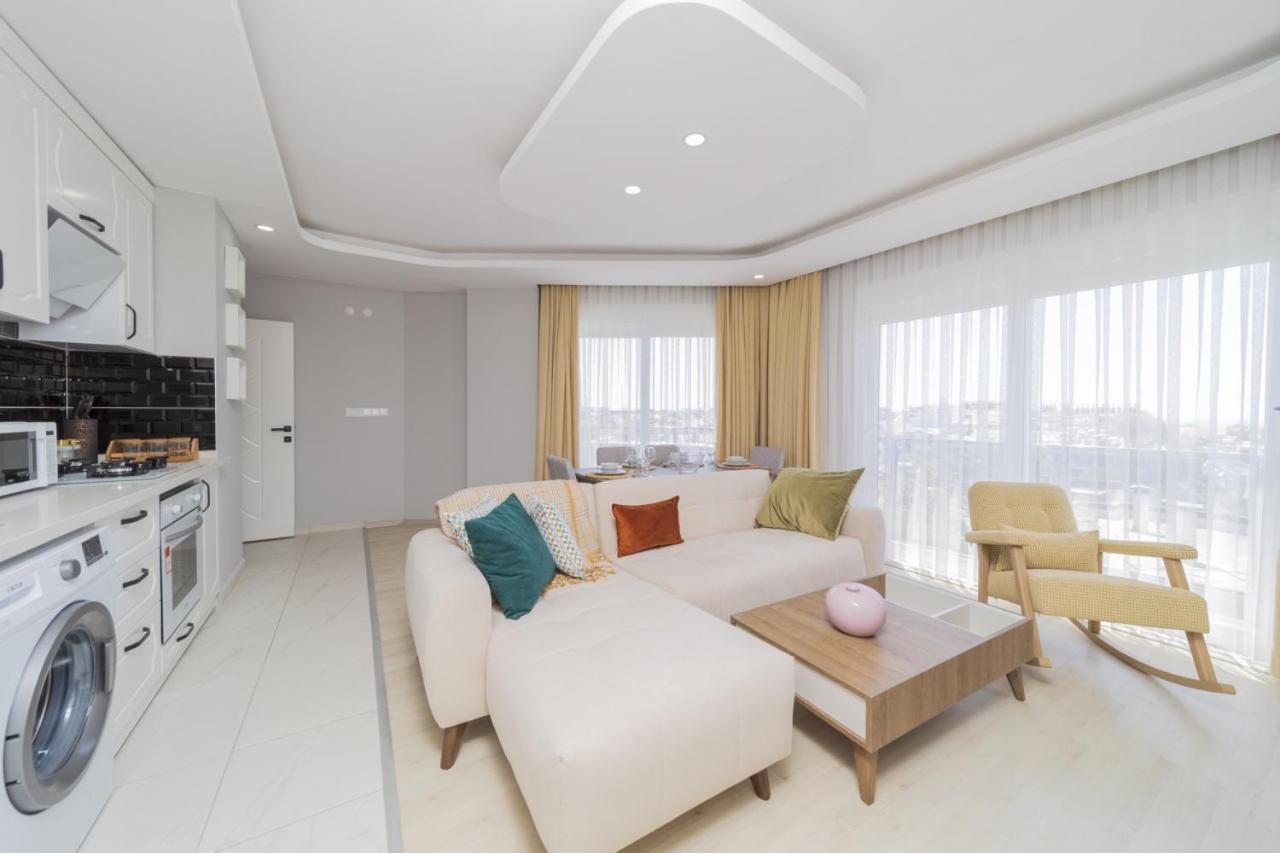 Flat W Balcony 5 Min To Konyaalti And Marina Apartment Antalya