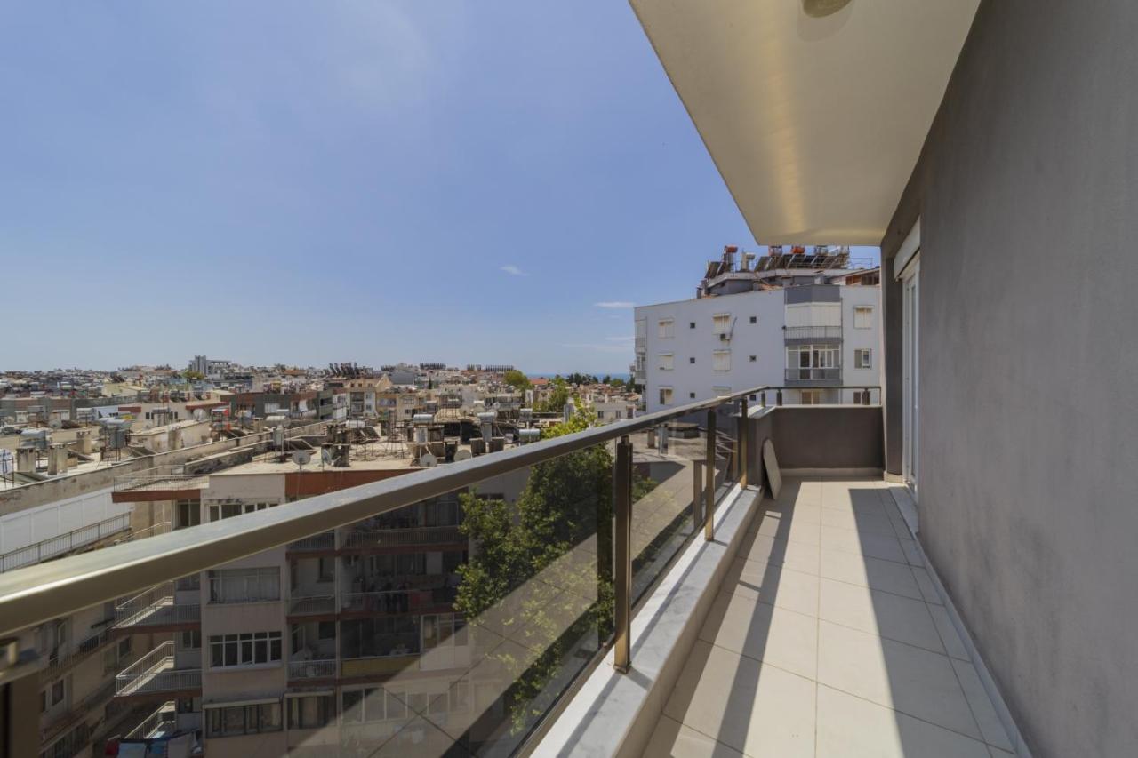 Flat W Balcony 5 Min To Konyaalti And Marina Antalya