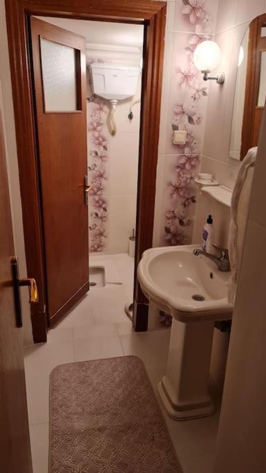 Deniz Manzarali Jakuzili Kral Dairesi Apartment *