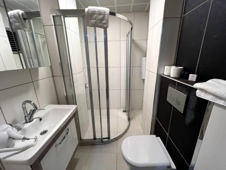 Basement Floor, Erasta Mall Karsisi, 1+0 Stuedyo '23' Daire Antalya