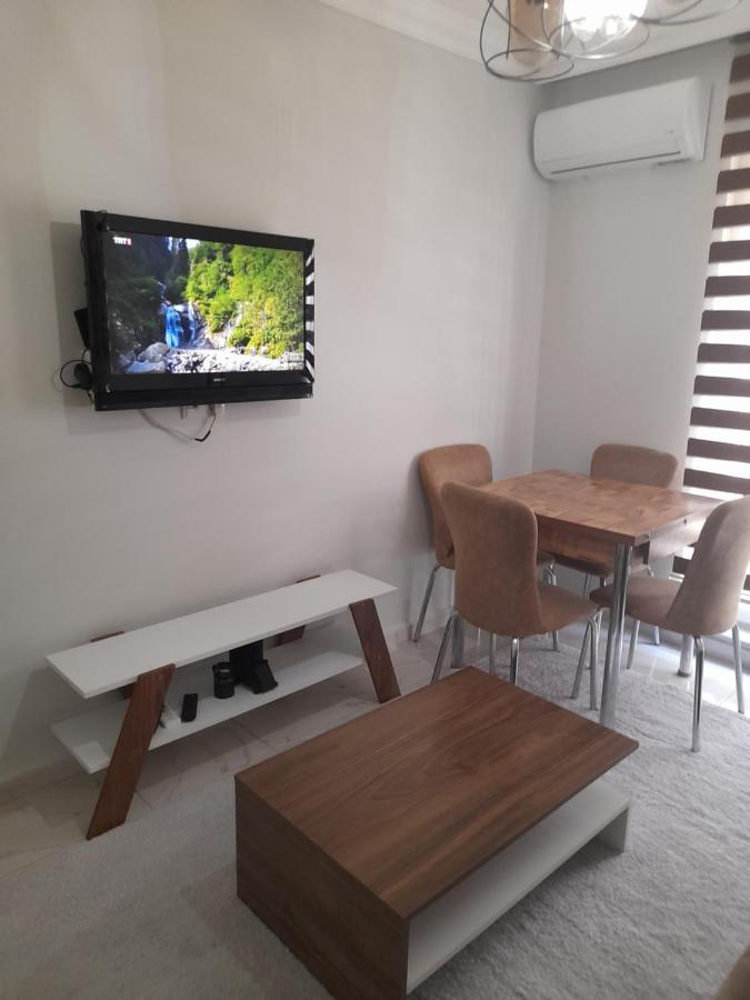 Apartment Life Apart *