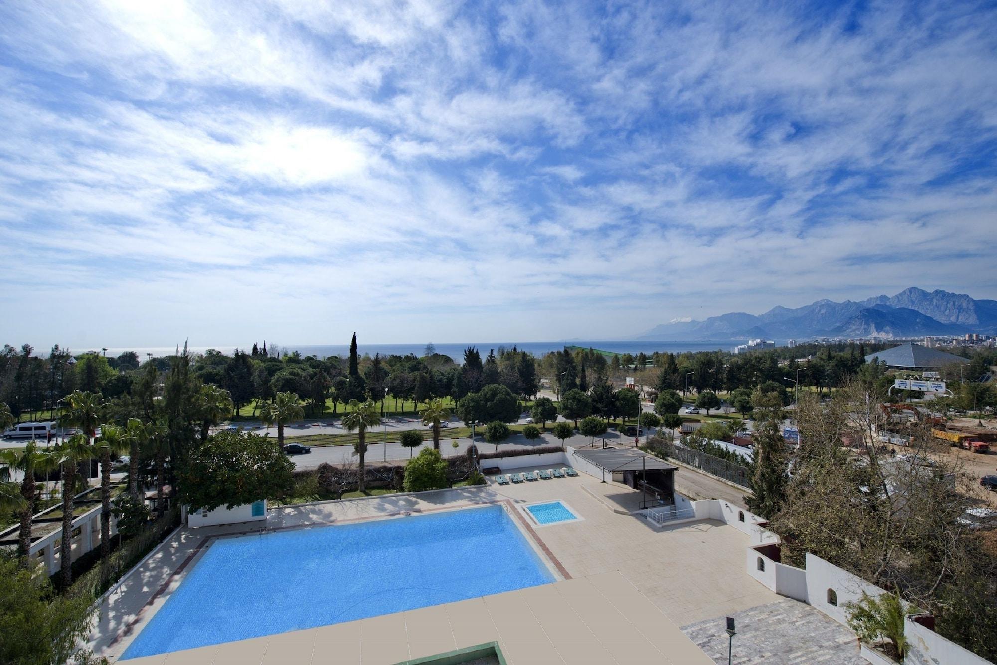Hotel Nashira