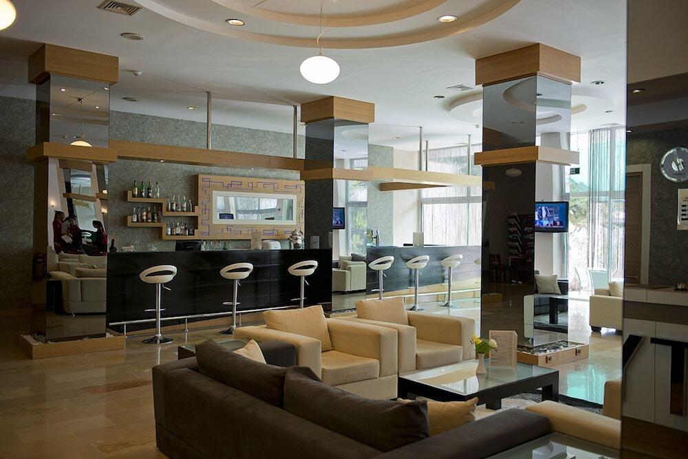 Hotel Nashira