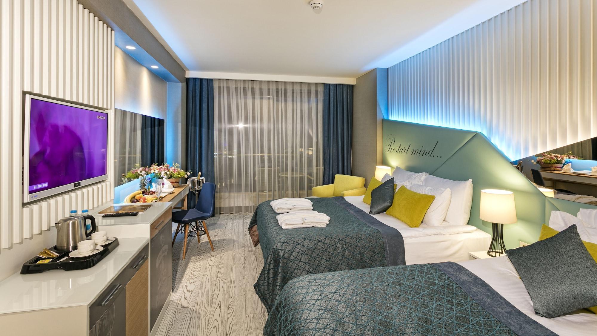 Wind Of Lara & Hotel 5*
