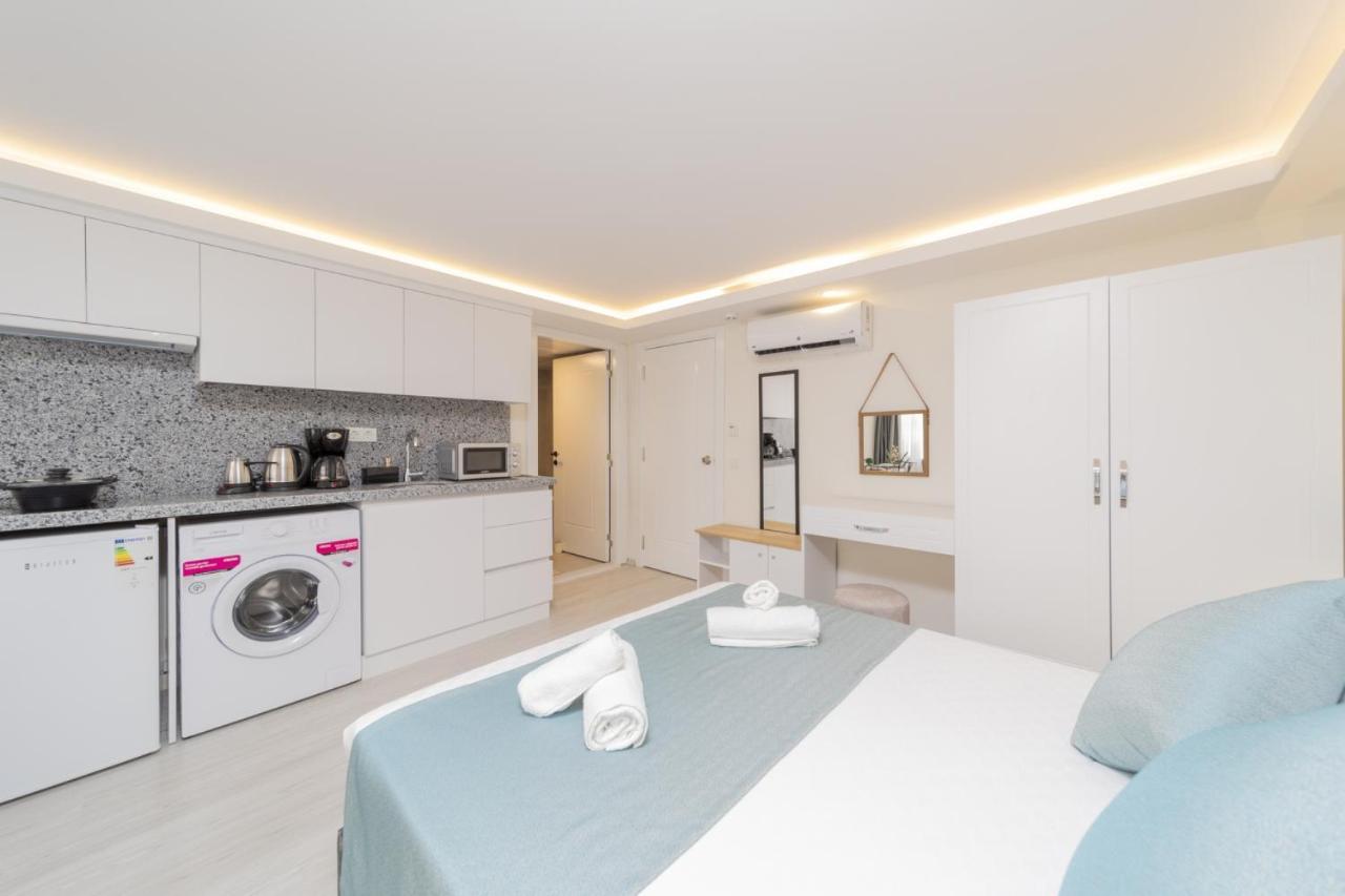 Studio Flat 3 Min To Hadrians Gate In * Antalya