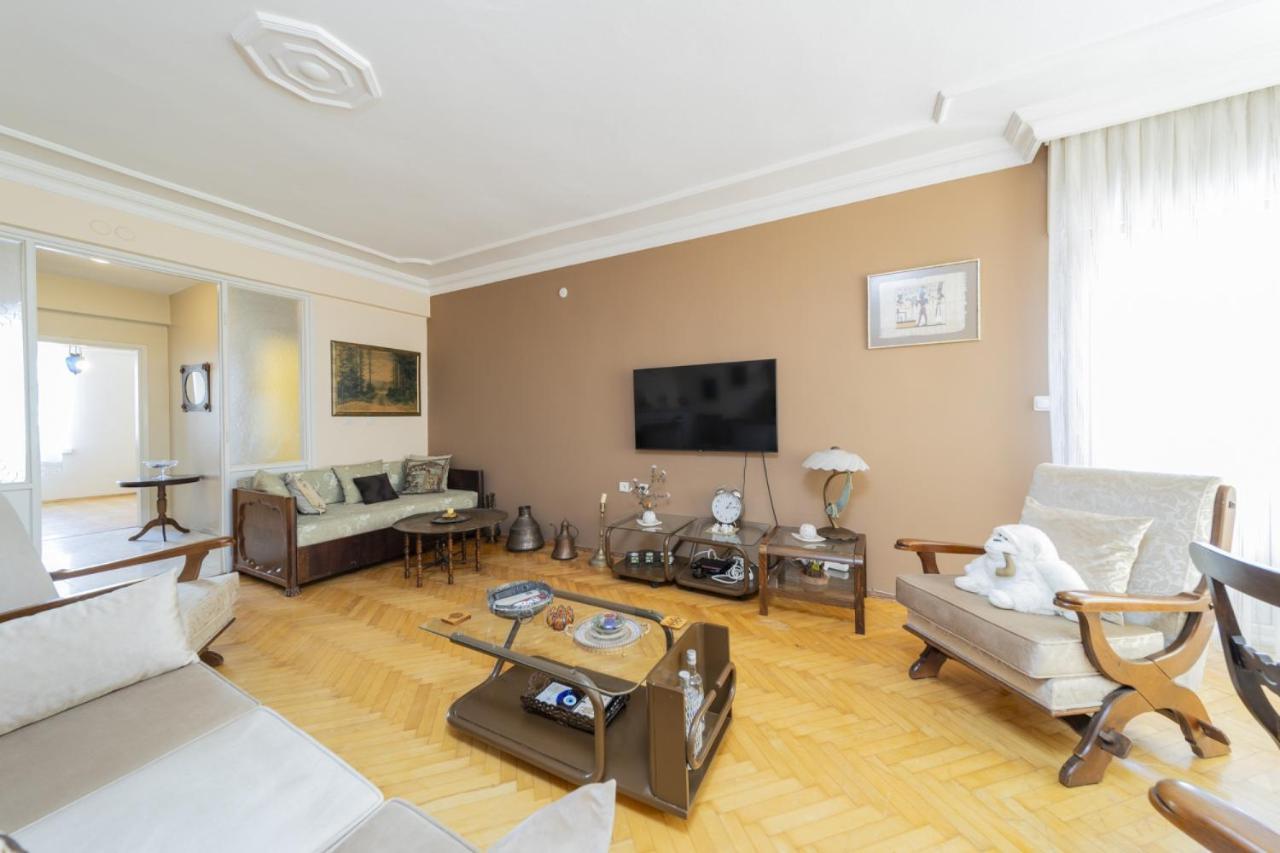 Flat W Balcony Fireplace 5 Min To Beach In *
