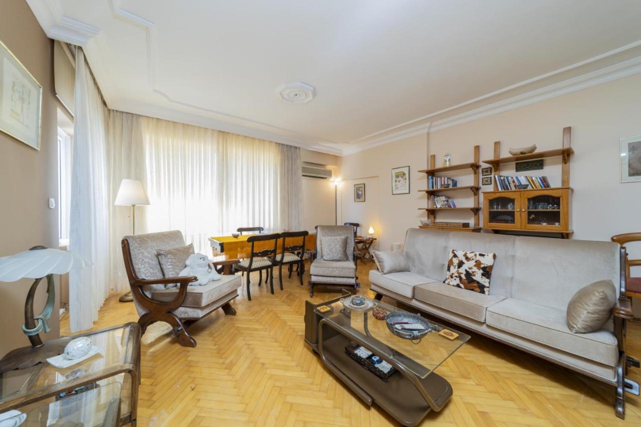 Flat W Balcony Fireplace 5 Min To Beach In