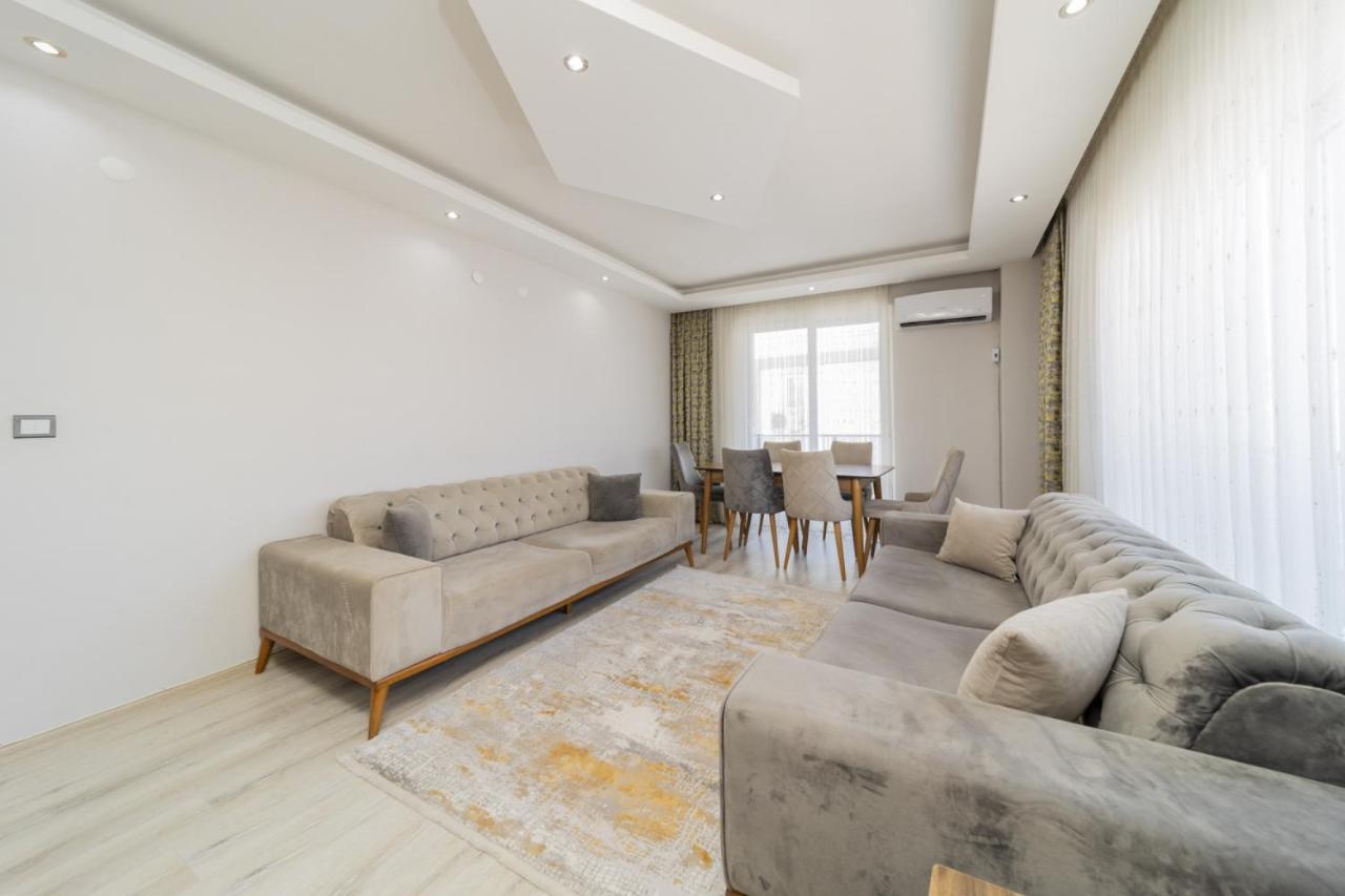 Luminous Flat W Balcony 15 Min To Hadrian Gates Apartment *