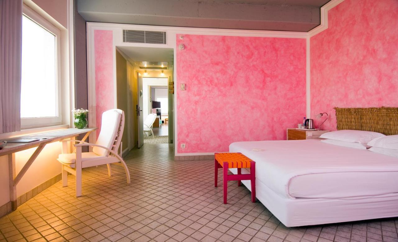 The Marmara Hotel