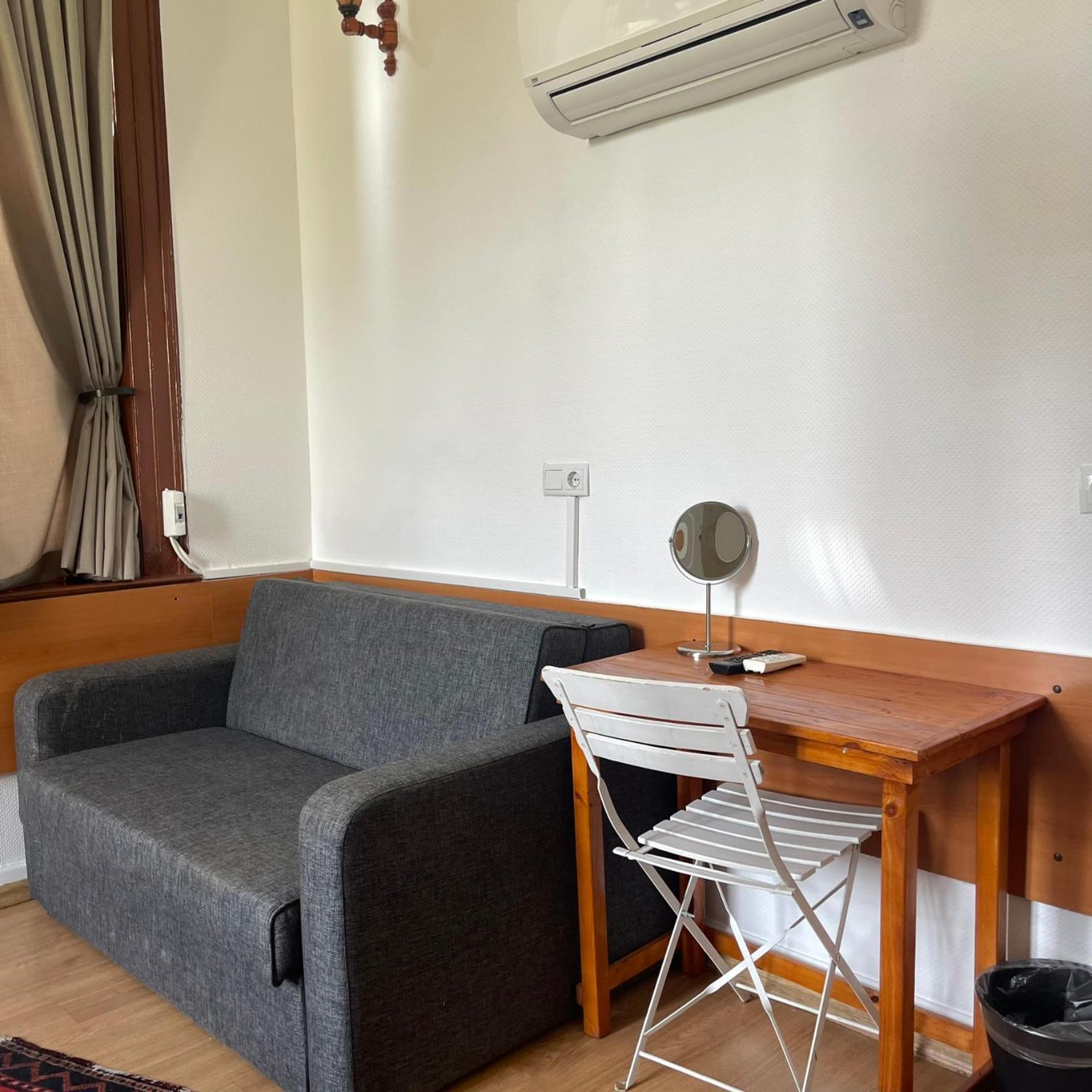 Hotel Held